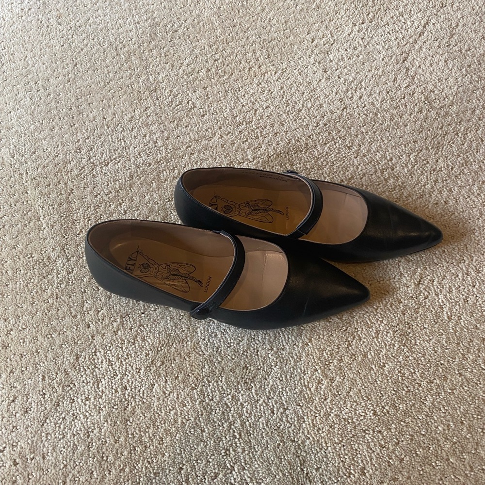 Fly London Flats